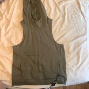 NoBull sleeveless fleece. Army green, size small.